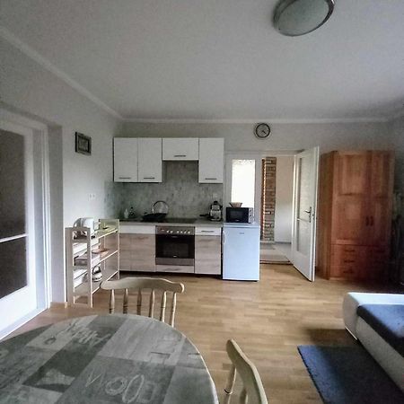 Bike&Night Apartment Baracska Bagian luar foto